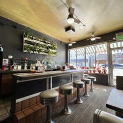 Lucy's Burger Bar - Inside store
