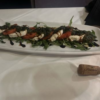 Poppy's Italiano - Pomodoro Caprese - Italian Near Me - Ponte Vedra Beach, Florida Poppy's Italiano - Pomodoro Caprese - Italian Near Me - Ponte Vedra Beach, Florida