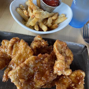 Bonchon Aurora - Lunch special 8 strips sou garlic with side of seasoned French Fries $14.35 - Korean Near Me - Aurora, Colorado