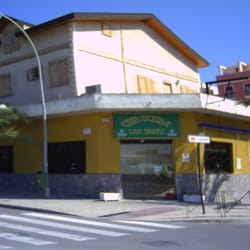 Las Tapas - Vista de la Cervecería Las Tapas - Fachada - Puerta de Entrada