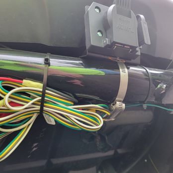 Camping World - Wood Village - Really? A bundle of wires cinched up by a zip tie?? - RV Dealers Near Me - Wood Village, Oregon Camping World - Wood Village - Really? A bundle of wires cinched up by a zip tie?? - RV Dealers Near Me - Wood Village, Oregon
