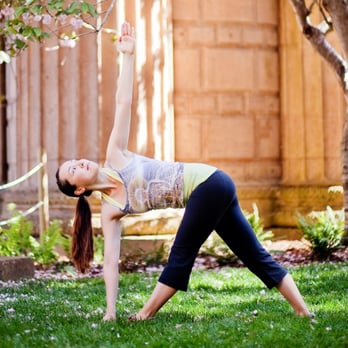 Sultan Yoga - Parivritta Trikonasana - Yoga Near Me Sultan Yoga - Parivritta Trikonasana - Yoga Near Me