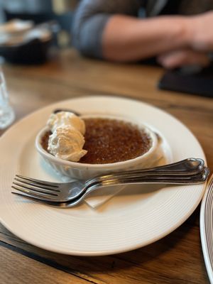 Rena's Italian Fishery & Grill by null