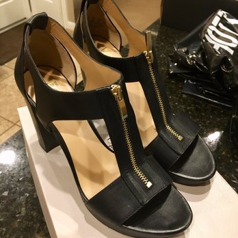 DSW Designer Shoe Warehouse - Franco Sarto sandals - Shoe Stores Near Me - Louisville, Kentucky DSW Designer Shoe Warehouse - Franco Sarto sandals - Shoe Stores Near Me - Louisville, Kentucky