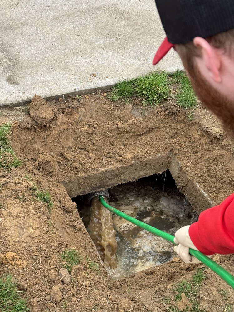 Slide of 3262 S Brightleaf Blvd