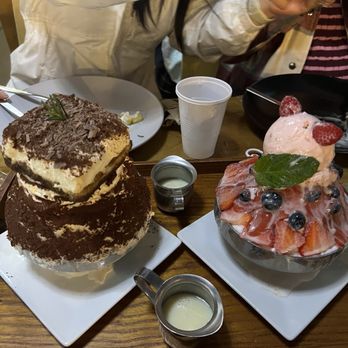 LUMI Dessert Cafe - Strawberry berry shave ice and tiramisu shave ice cream - Desserts Near Me - Lynnwood, Washington LUMI Dessert Cafe - Strawberry berry shave ice and tiramisu shave ice cream - Desserts Near Me - Lynnwood, Washington