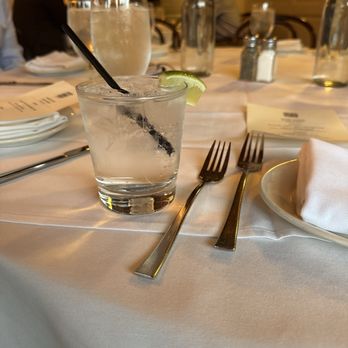 Lexington Square Cafe - Gin and tonic - New American Near Me - Mount Kisco, New York