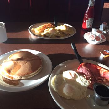 Flapjacks - Breakfast & Brunch Near Me - Sacramento, California