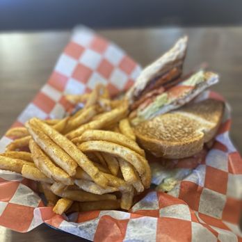 Rise N Shine Cafe - BLT and fries - Breakfast & Brunch Near Me - Niles, Michigan Rise N Shine Cafe - BLT and fries - Breakfast & Brunch Near Me - Niles, Michigan