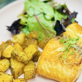 Pink Cafe - Salmón - Cafes Near Me - Hallandale Beach, Florida Pink Cafe - Salmón - Cafes Near Me - Hallandale Beach, Florida