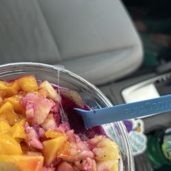 Playa Bowls - Plastic tag in my food