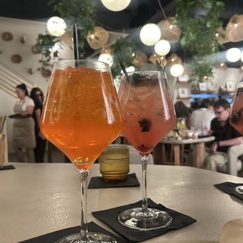 Luna Bistro Cafe - Berry spritz and aperol spritz - New American Near Me - Long Beach, California Luna Bistro Cafe - Berry spritz and aperol spritz - New American Near Me - Long Beach, California