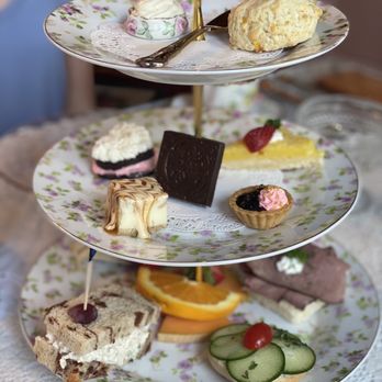 Quintealia's Tea Parlor - Single afternoon tea - Tea Rooms Near Me - Burton, Ohio Quintealia's Tea Parlor - Single afternoon tea - Tea Rooms Near Me - Burton, Ohio
