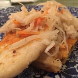 Samantha's Pupusas - Pupusa with slaw