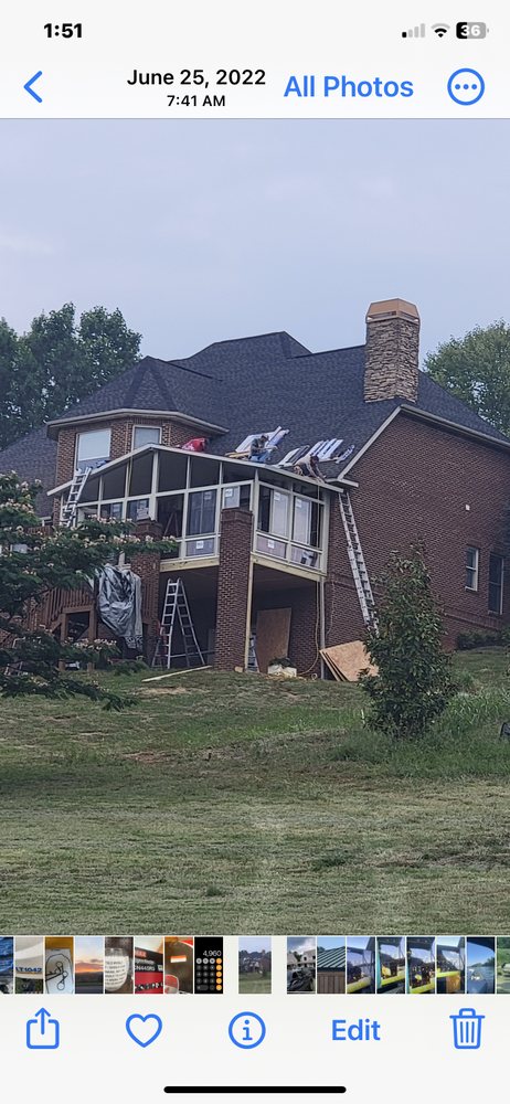 Slide of Donnie Fountain Roofing