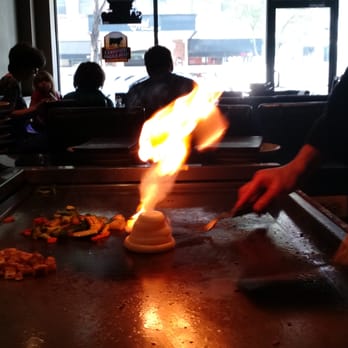 Todoroki - Onion volcano! - Japanese Near Me - Evanston, Illinois