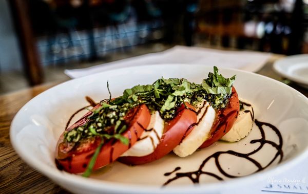 Oliver's Corner Bistro by null