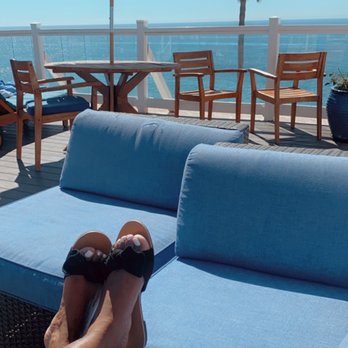 Capri Laguna - Lounge Deck at Capri Laguna - Hotels Near Me - Laguna Beach, California Capri Laguna - Lounge Deck at Capri Laguna - Hotels Near Me - Laguna Beach, California