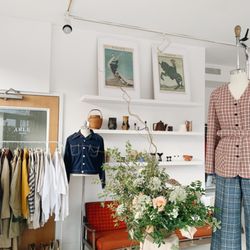 Able Shoppe - A collection of vintage and modern goods