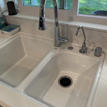 Emergency Plumbing Services - Kitchen faucet - Plumbing Near Me - San Bernardino , California
