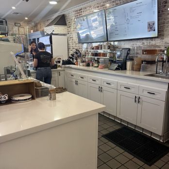 French Press Espresso Bar - Worst customer service - Coffee & Tea Near Me - La Verne, California