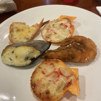 Four Seasons Buffet - Cheesy shellfish - Buffets Near Me - Cerritos, California Four Seasons Buffet - Cheesy shellfish - Buffets Near Me - Cerritos, California
