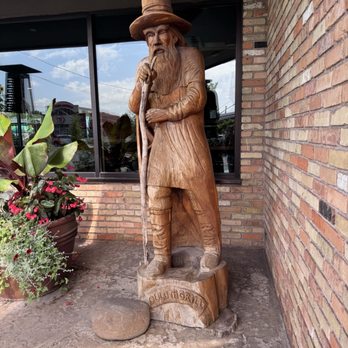 Duluth Grill - Decor - Breakfast & Brunch Near Me - Duluth, Minnesota