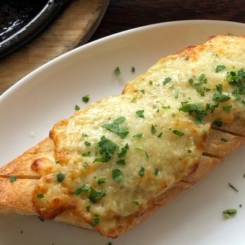 tavola - garlic bread - great for dipping in the mussels sauce - Italian Near Me - Charlottesville, Virginia tavola - garlic bread - great for dipping in the mussels sauce - Italian Near Me - Charlottesville, Virginia
