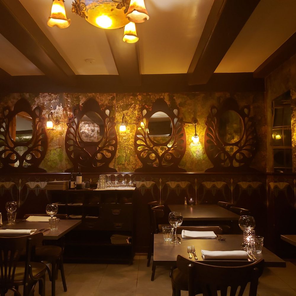 De Belhamel - Decor - French Near Me - Amsterdam, New Hampshire De Belhamel - Decor - French Near Me - Amsterdam, New Hampshire