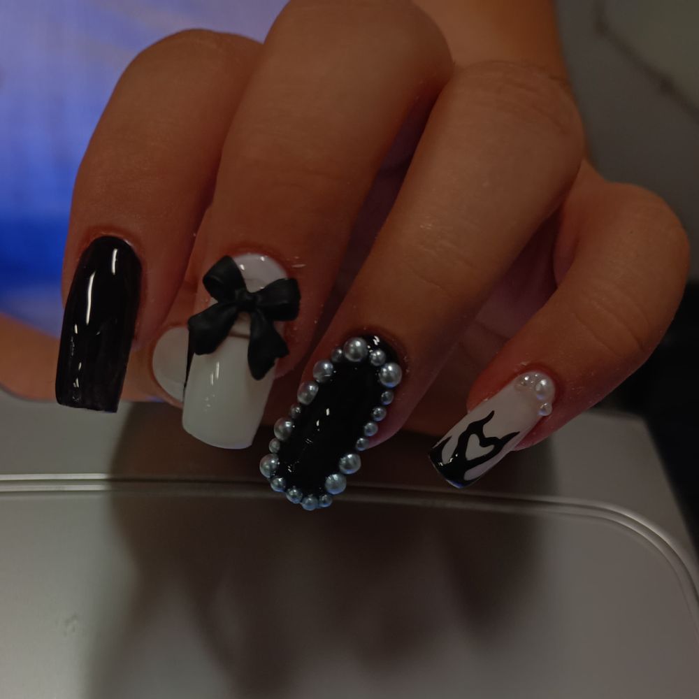 Xo Prada Nails Logo