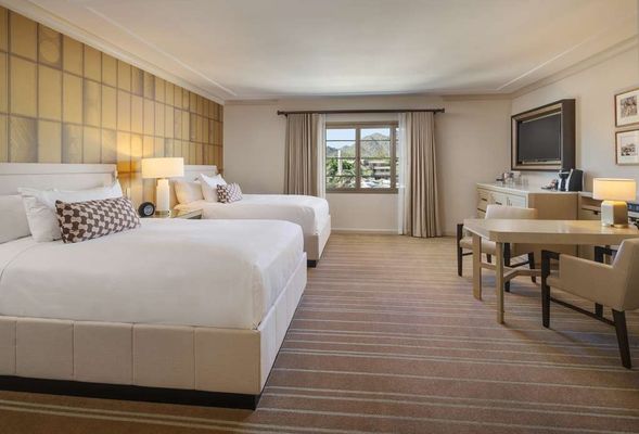 Arizona Biltmore, LXR Hotels & Resorts by null
