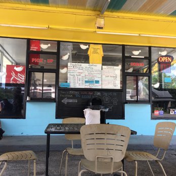 Lil  Charlie's - Chicken Wings Near Me - Lockhart, Texas