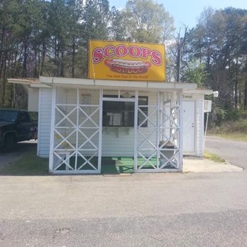 D & M Scoops - Front of restaurant - Sandwiches Near Me - Sanford, North Carolina D & M Scoops - Front of restaurant - Sandwiches Near Me - Sanford, North Carolina