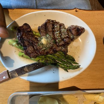 Twin Peaks - Steak and asparagus - New American Near Me - Hoover, Alabama Twin Peaks - Steak and asparagus - New American Near Me - Hoover, Alabama
