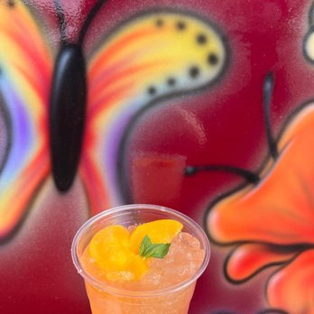 Lado Sur Gourmet Eatery - a hand holding a drink - Food Trucks Near Me Lado Sur Gourmet Eatery - a hand holding a drink - Food Trucks Near Me