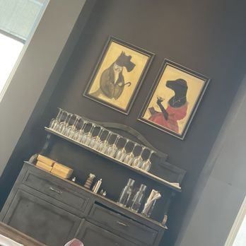Blue Hound Kitchen & Cocktails - New American Near Me - Phoenix, Arizona
