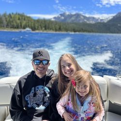 Big Blue Charters - Enjoying our tour of the lake!