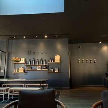 Brown Downtown Napa - Wine Bars Near Me - Napa, California