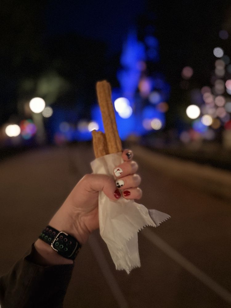 Churro Cart Logo