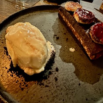 Hiroki-san - Chocolate miso cake with bruleed banana and banana ice cream. Yum - Japanese Near Me - Detroit, Michigan Hiroki-san - Chocolate miso cake with bruleed banana and banana ice cream. Yum - Japanese Near Me - Detroit, Michigan