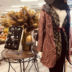 American Cancer Society Discovery Shop - Fall decor and Halloween costumes