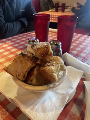Gavino's Pizzeria & Italian Restaurant (Bearden) by null