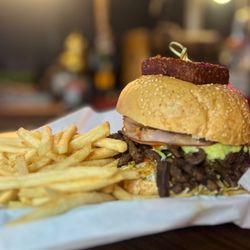 Millo's Latin Food