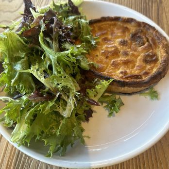 Zinqué - Quiche Lorraine - French Near Me - Malibu, California Zinqué - Quiche Lorraine - French Near Me - Malibu, California