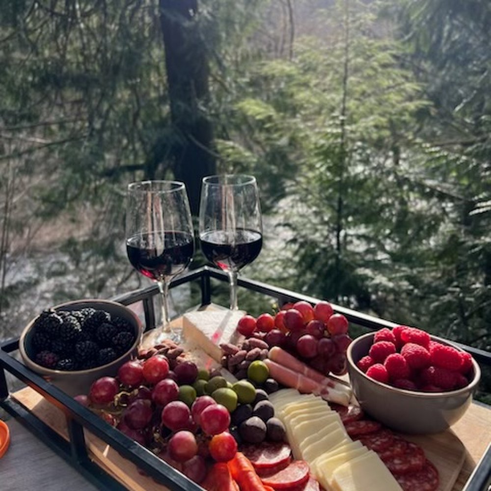 TreeHouse Point - Wine and treats on the Ananda Treehouse Deck! Amazing view and sound of the River! - Bed & Breakfast Near Me - Issaquah, Washington TreeHouse Point - Wine and treats on the Ananda Treehouse Deck! Amazing view and sound of the River! - Bed & Breakfast Near Me - Issaquah, Washington