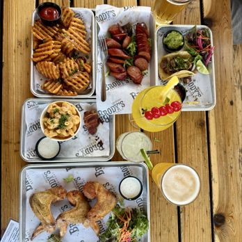 Brody's Restaurant - Barbeque Near Me - Sacramento, California