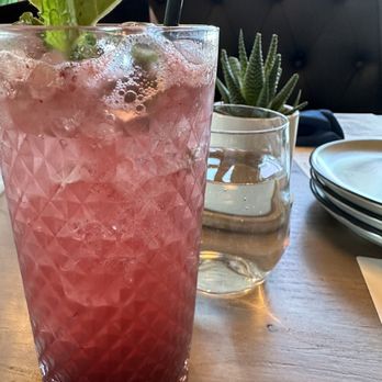 Junior Restaurant  - Virgin Blackberry Mojito - Lounges Near Me - Roseville, California