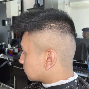 Mr Figaro Barber Shop - Fresh fade - Barbers Near Me - Brooklyn, New York Mr Figaro Barber Shop - Fresh fade - Barbers Near Me - Brooklyn, New York