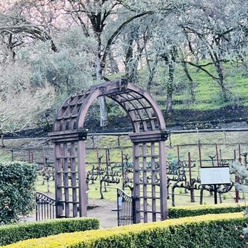 Beringer Vineyards - Wineries Near Me - St. Helena, California