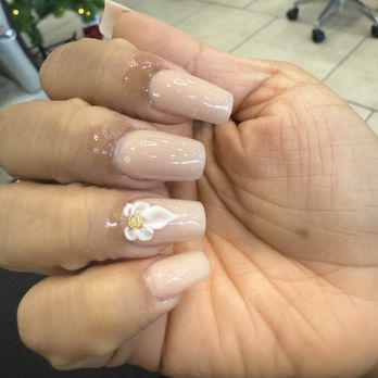 Nice Nails - Flower 3D - Nail Salons Near Me - Oxnard, California Nice Nails - Flower 3D - Nail Salons Near Me - Oxnard, California